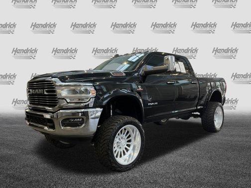 2022 RAM 3500 Laramie Crew Cab 4x4 6'4' Box