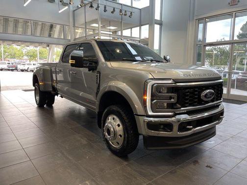 2024 Ford F-450 Lariat