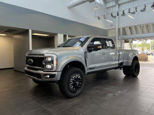 2024 Ford F-450 Lariat