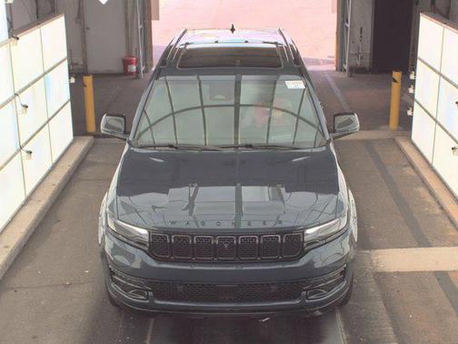 2024 Jeep Wagoneer Series II Carbide 4x2