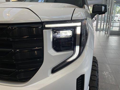Summit White 2025 GMC Sierra 1500 Elevation