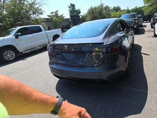 2021 Tesla Model S Plaid