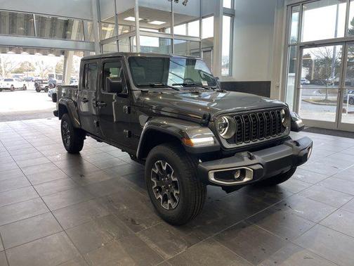 2026 Jeep Gladiator Sahara 4x4