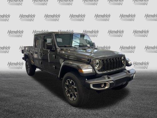 2026 Jeep Gladiator Sahara 4x4