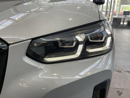 2023 BMW X3 M40i