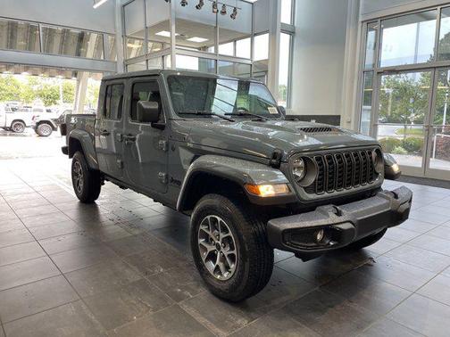 2025 Jeep Gladiator Sport S