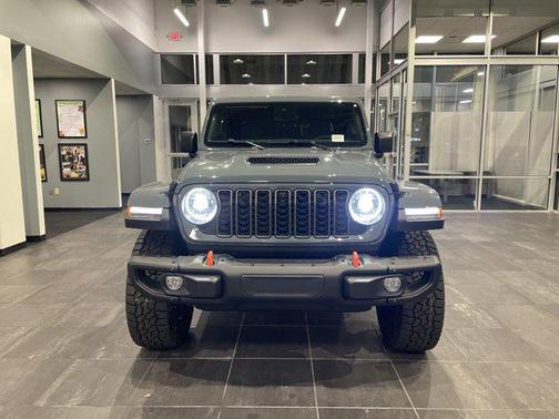 2025 Jeep Gladiator Mojave X