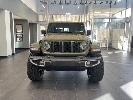 2025 Jeep Gladiator High Tide