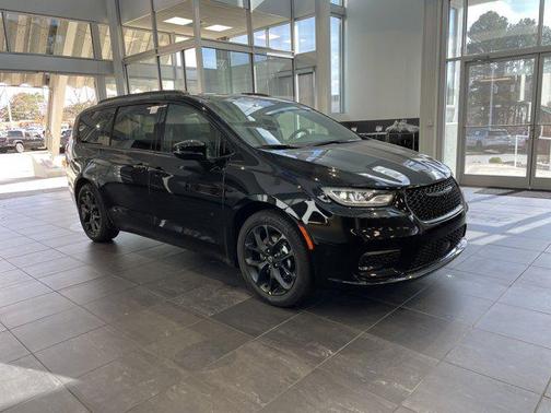 2026 Chrysler Pacifica Limited