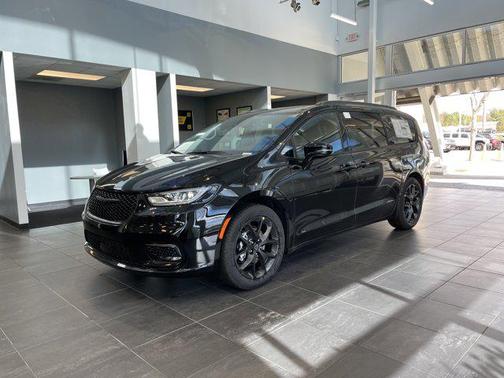 2026 Chrysler Pacifica Limited