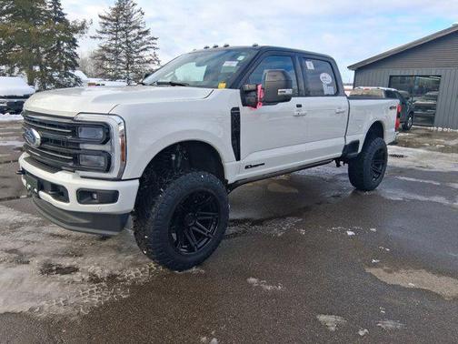 2025 Ford F-250 Platinum