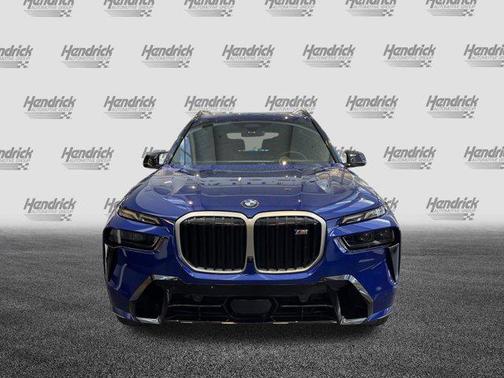 2025 BMW X7 M60i