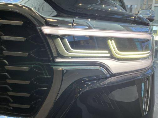 2025 RAM 1500 ST