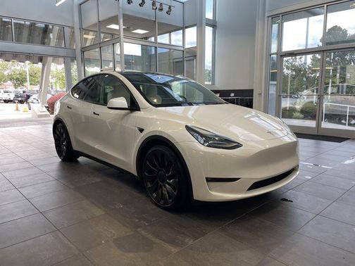 2023 Tesla Model Y Performance Dual Motor All-Wheel Drive