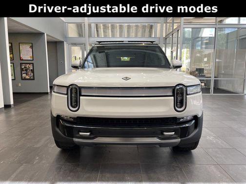 2023 Rivian R1S Adventure