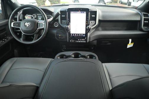 2025 RAM 2500 Tradesman Crew Cab 4x4 6'4' Box