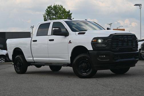 2025 RAM 2500 Tradesman Crew Cab 4x4 6'4' Box