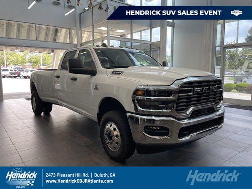 2025 RAM 3500 Tradesman Crew Cab 4x4 8' Box