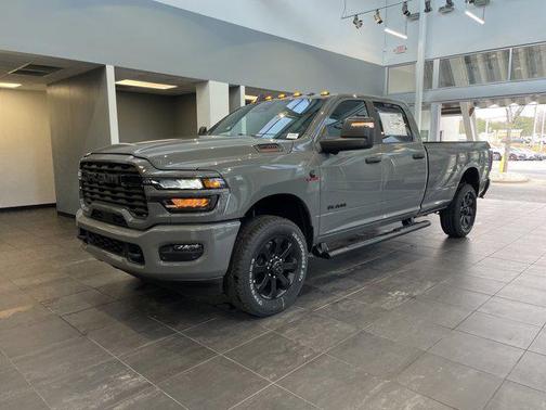 2026 RAM 2500 Big Horn Crew Cab 4x4 8' Box