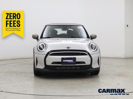 White 2023 MINI Hardtop