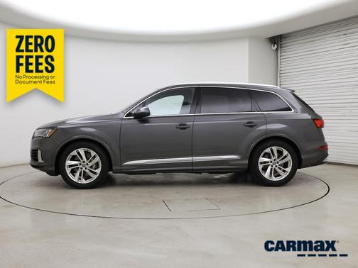 Gray 2020 Audi Q7 Prestige