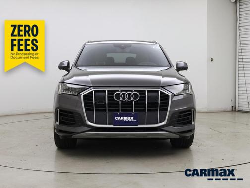Gray 2020 Audi Q7 Prestige