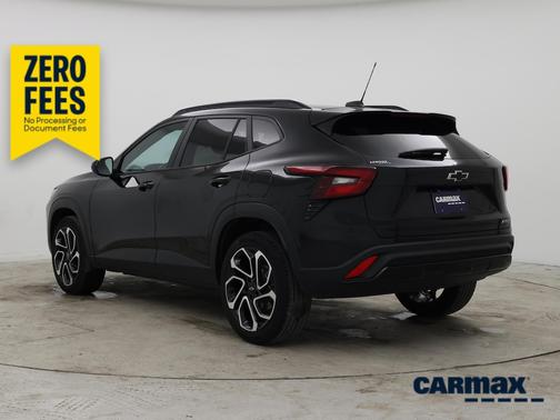 Black 2025 Chevrolet Trax 2RS