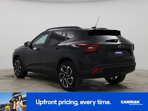 Black 2025 Chevrolet Trax 2RS