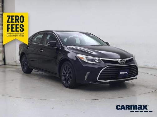 Black 2018 Toyota Avalon XLE