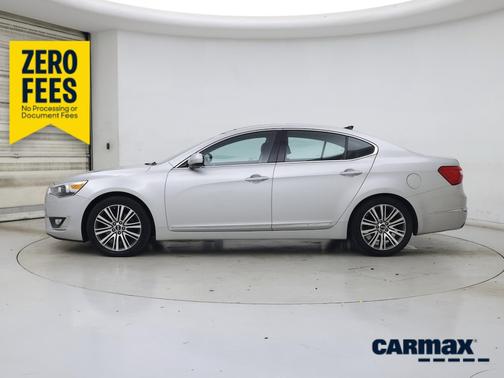 Silver 2016 Kia Cadenza Premium