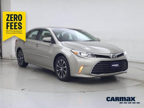 Gold 2016 Toyota Avalon XLE Premium