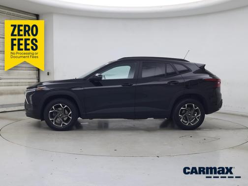 Black 2025 Chevrolet Trax LT