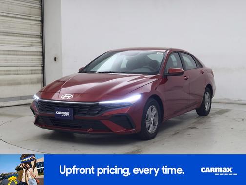 Red 2025 Hyundai ELANTRA SE