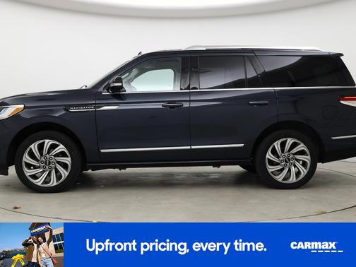 Blue 2022 Lincoln Navigator Standard