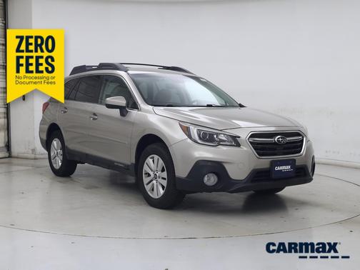 Gold 2019 Subaru Outback 2.5I Premium