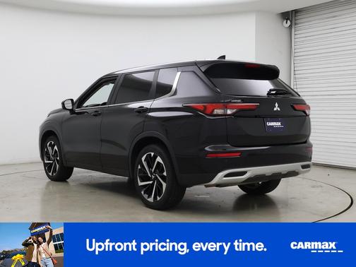 2023 Mitsubishi Outlander SE
