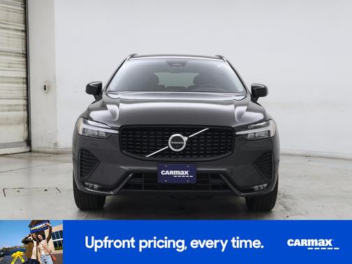 2023 Volvo XC60 B5 Plus Dark Theme