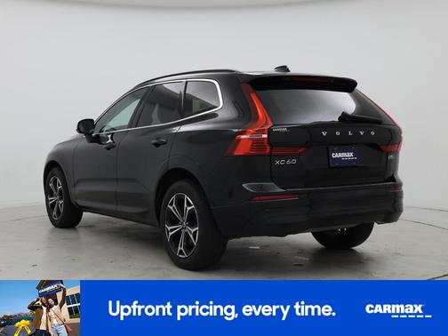 2022 Volvo XC60 B5 Momentum