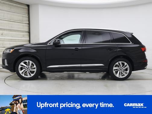 Black 2023 Audi Q7 Premium