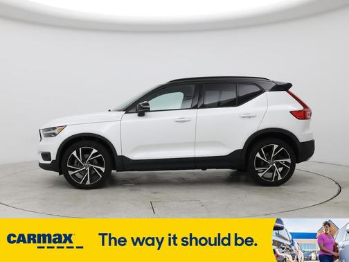 2019 Volvo XC40 T5 R-Design
