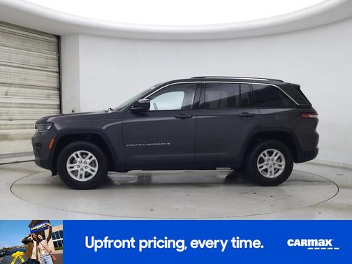 Gray 2023 Jeep Grand Cherokee Laredo