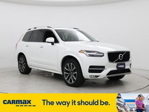 2019 Volvo XC90 T6 Momentum