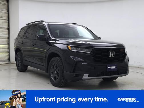 Black 2025 Honda Pilot Trailsport