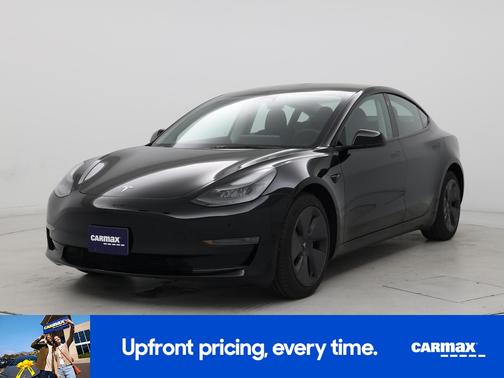 Black 2023 Tesla Model 3