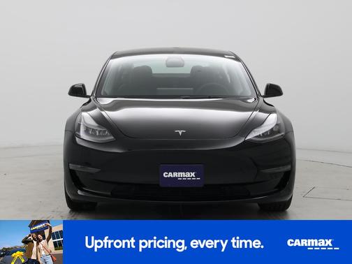 Black 2023 Tesla Model 3