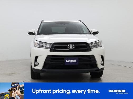 2017 Toyota Highlander SE