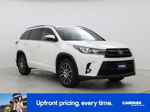 2017 Toyota Highlander SE
