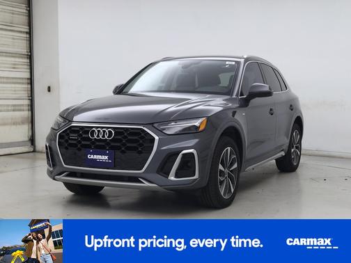 Gray 2023 Audi Q5 Premium