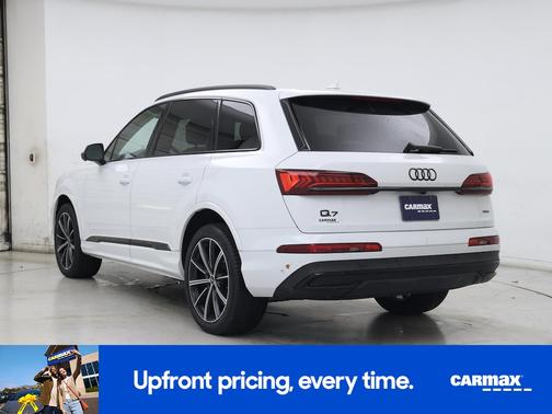 2022 Audi Q7 Premium Plus