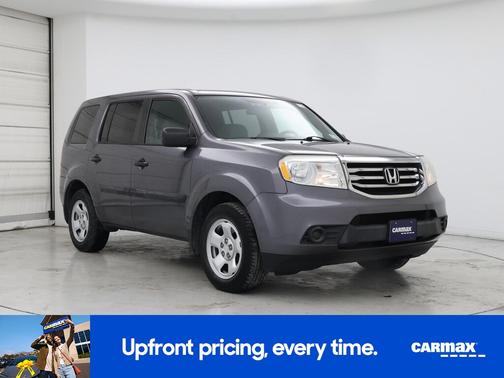 Gray 2015 Honda Pilot LX
